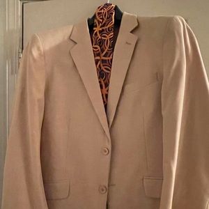 COPY - Men’s 2 piece suit with tie.  42 Reg/Waist 36 pants with Tie Like New!  …